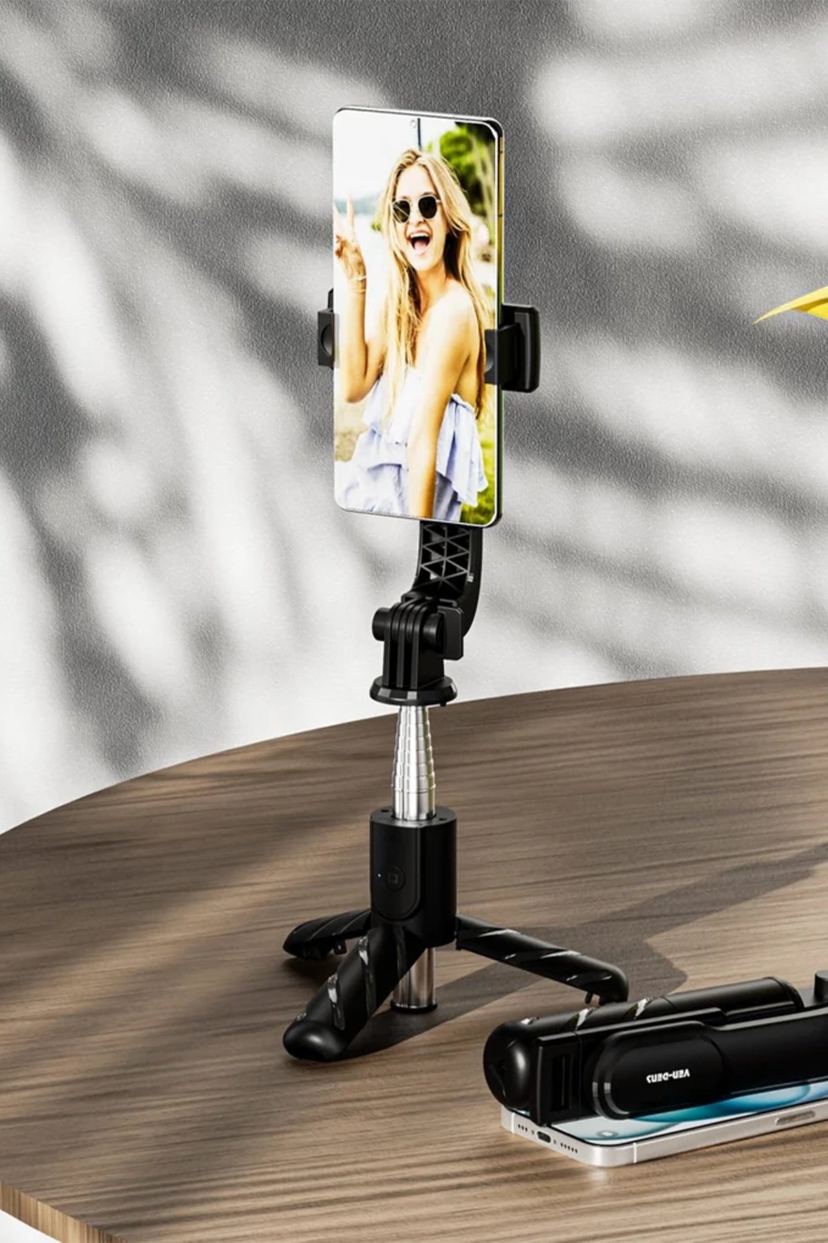 Vendens VD-SS06 Bluetooth Tripodlu Selfie Çubuğu, 360° Döner Başlık, Kumandalı, Uzatılabilir