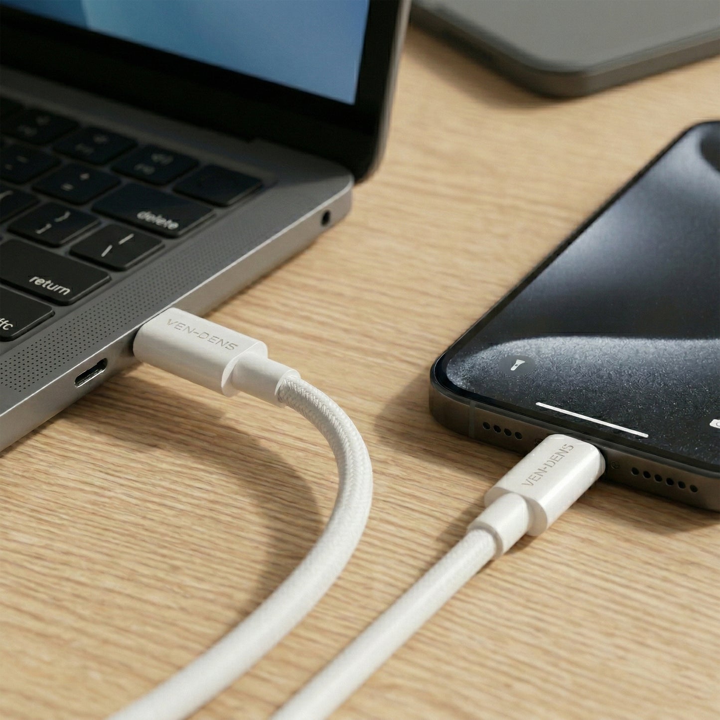 Vendens VD-DCR04 Apple MFi Onaylı 27W Type-C to Lightning Hızlı Şarj Kablosu, 1 Metre