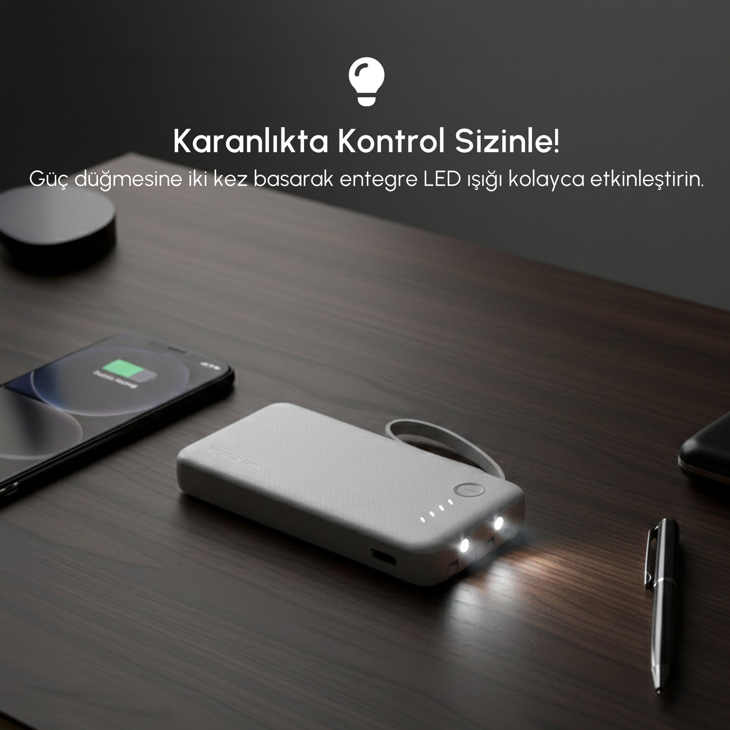 Vendens VD-PB058 Dahili 4 Kablolu 10000mAh  Işıklı Göstergeli LED El Fenerli Powerbank Tüm Telefonlarla Uyumlu